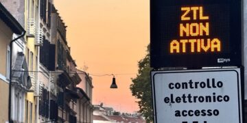Mobilità, ad agosto pausa estiva per le Ztl notturne: tutte le regole