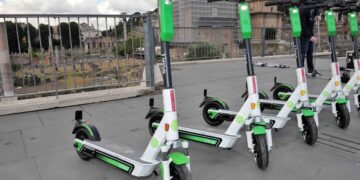 Monopattini e sharing, ecco le nuove linee guida per la mobilità in città