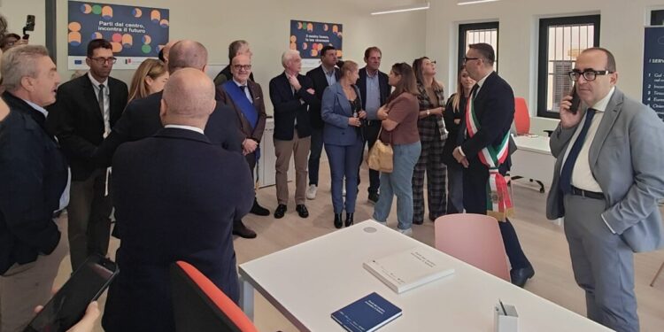 Fondi (LT), inaugurato il nuovo Centro per l’Impiego