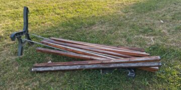 Atto di vandalismo nel parco di Villa Reatina, il sindaco: “Episodio grave e inaccettabile”